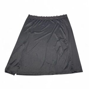 Vintage Vanity Fair Elegant Black Lace‎ Trim Slip women’s size XL (E41)